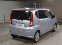 DAIHATSU MOVE 2015