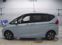 HONDA FREED 2024