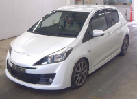 TOYOTA VITZ 2013