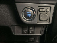 TOYOTA COROLLA FIELDER 2018