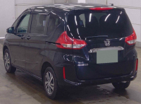 HONDA FREED 2023