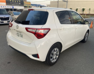 TOYOTA VITZ 2019