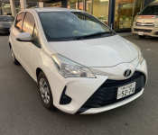 TOYOTA VITZ 2019