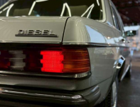 MERCEDES BENZ Medium Class 1980