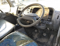 MITSUBISHI CANTER 2000