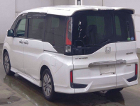 HONDA STEPWGN SPADA 2016