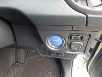 TOYOTA COROLLA AXIO 2015