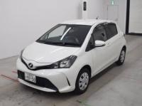 TOYOTA VITZ 2015