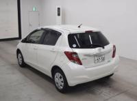 TOYOTA VITZ 2015