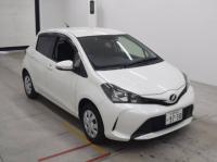 TOYOTA VITZ 2015