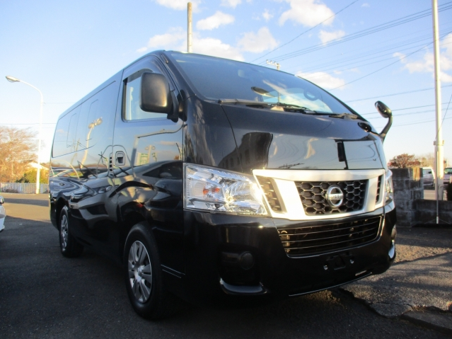 NISSAN CARAVAN COACH 2015