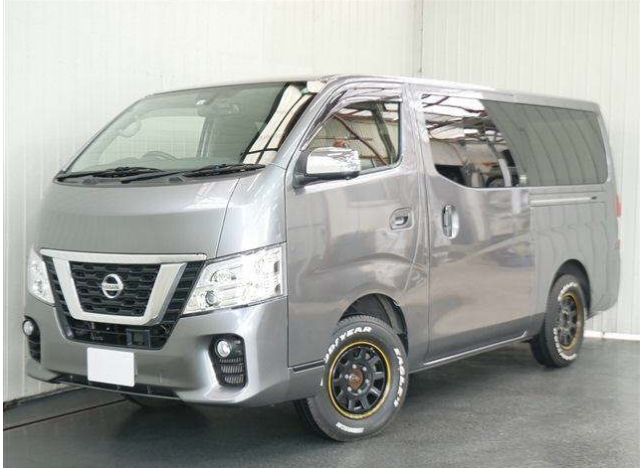 NISSAN CARAVAN 2018