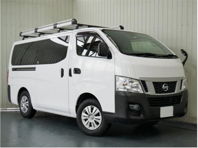 NISSAN CARAVAN 2016