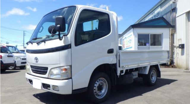 TOYOTA DYNA 2004