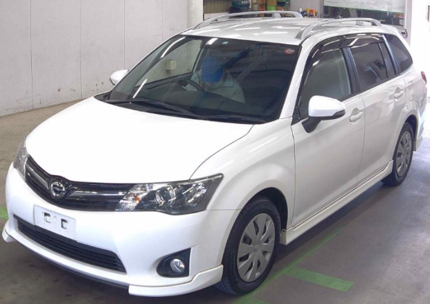 TOYOTA COROLLA FIELDER 2014