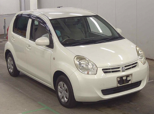 TOYOTA PASSO 2010