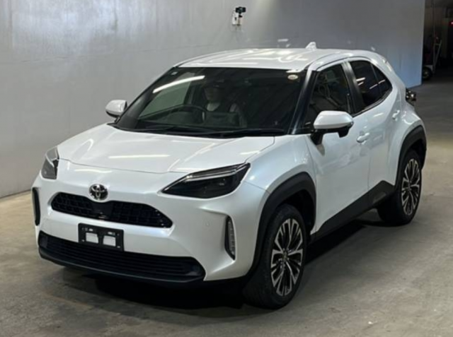 TOYOTA YARIS CROSS 2023